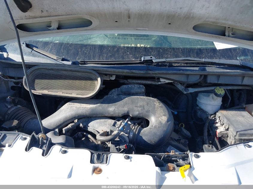 2015 Ford Transit-350 Cutaway VIN: 1FDBF8PM4FKA55669 Lot: 43208243