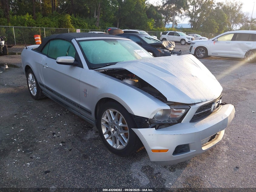 FORD MUSTANG V6 PREMIUM