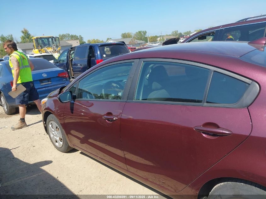 2017 Kia Forte Lx VIN: 3KPFK4A74HE067100 Lot: 43208391