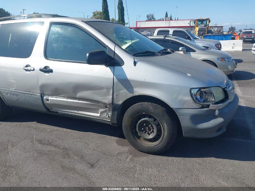 2002 Toyota Sienna Ce VIN: 4T3ZF19C02U490088 Lot: 43208452