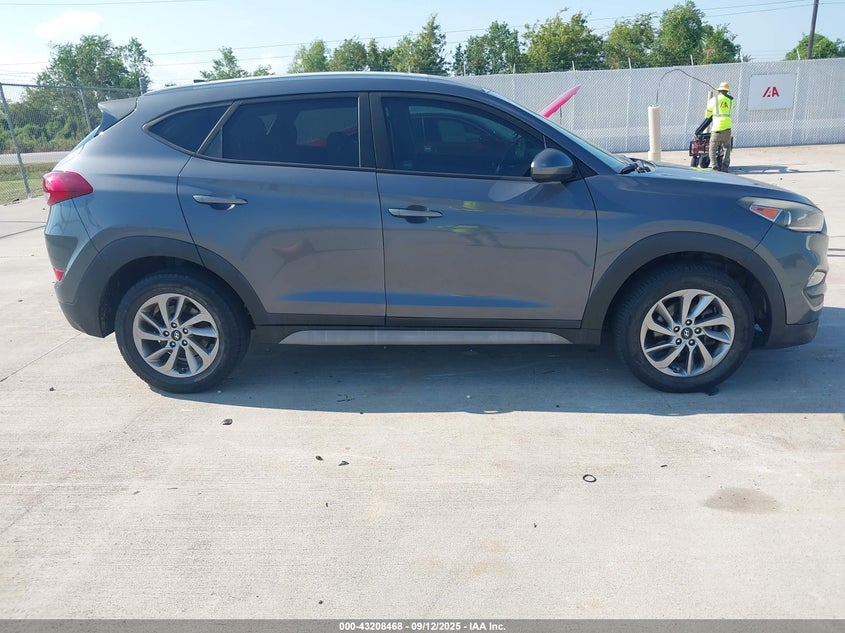 2018 HYUNDAI TUCSON SEL KM8J3CA44JU732815