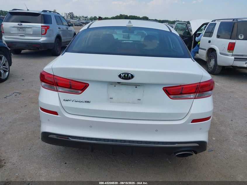 2020 KIA OPTIMA LX 5XXGT4L33LG383471