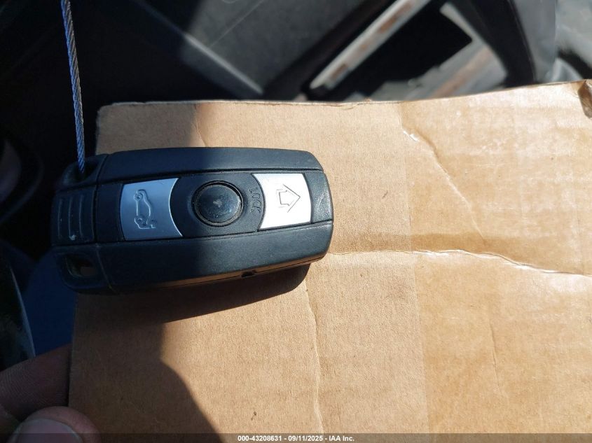 2007 BMW 328I VIN: WBAVA33557KX78544 Lot: 43208631