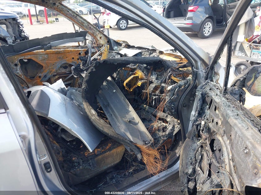 2017 SUBARU FORESTER 2.5I LIMITED - JF2SJAJC8HH494644