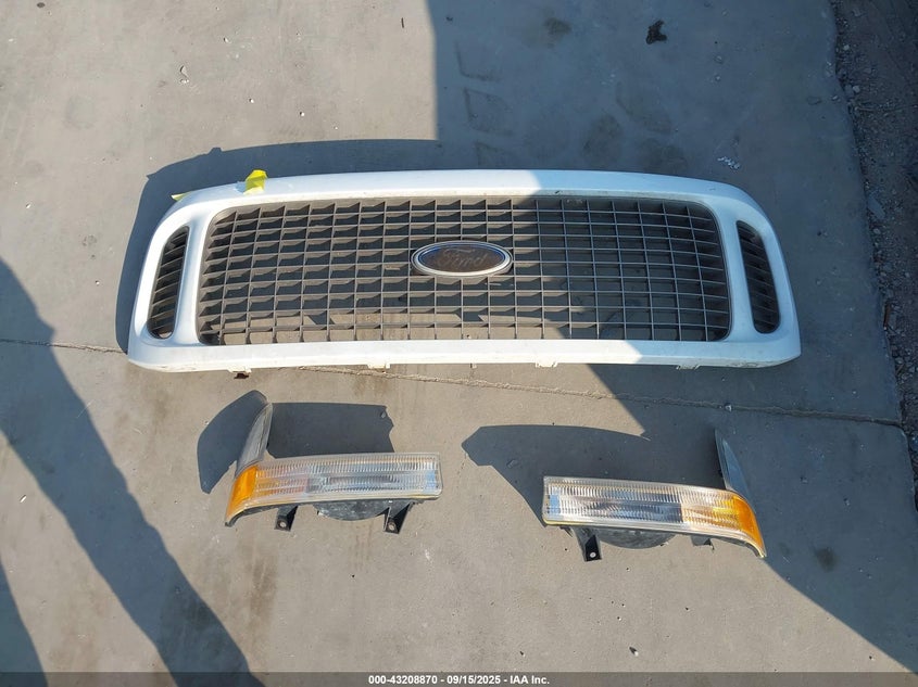 2003 Ford Excursion Eddie Bauer VIN: 1FMNU44P53EB95329 Lot: 43208870