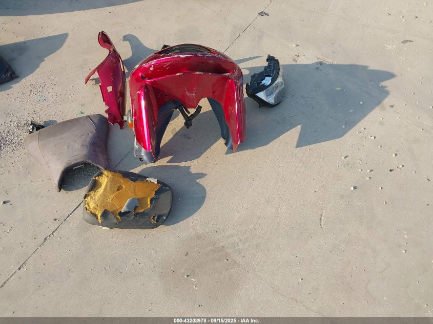 1999 Kawasaki Zx900 C VIN: JKAZX2C17XA026340 Lot: 43208978