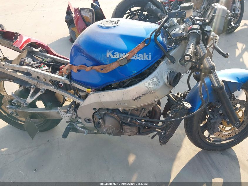 1999 Kawasaki Zx900 C VIN: JKAZX2C17XA026340 Lot: 43208978