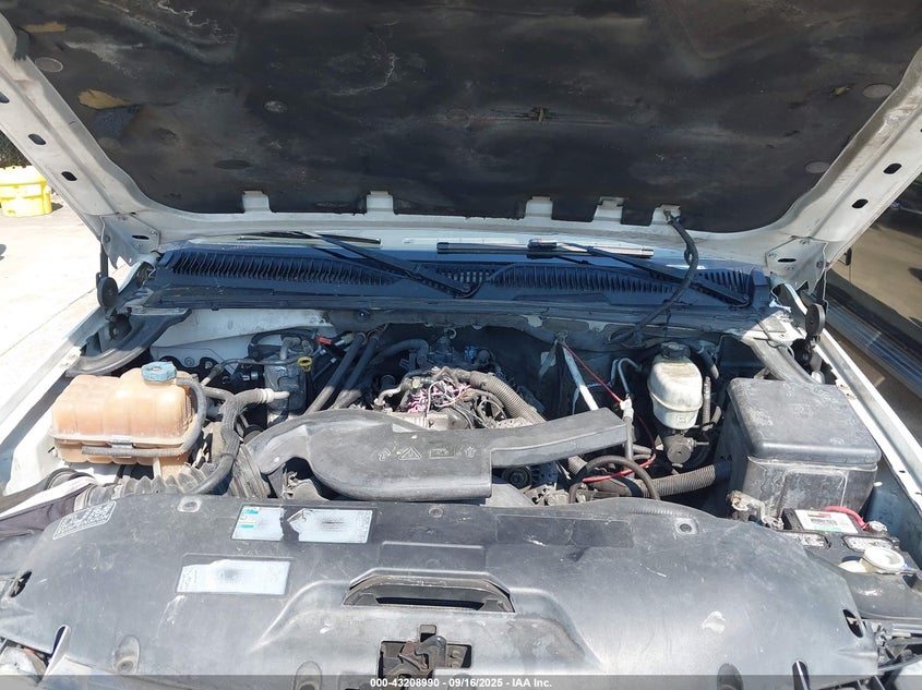 2004 Chevrolet Tahoe Ls VIN: 1GNEC13VX4R124876 Lot: 43208990