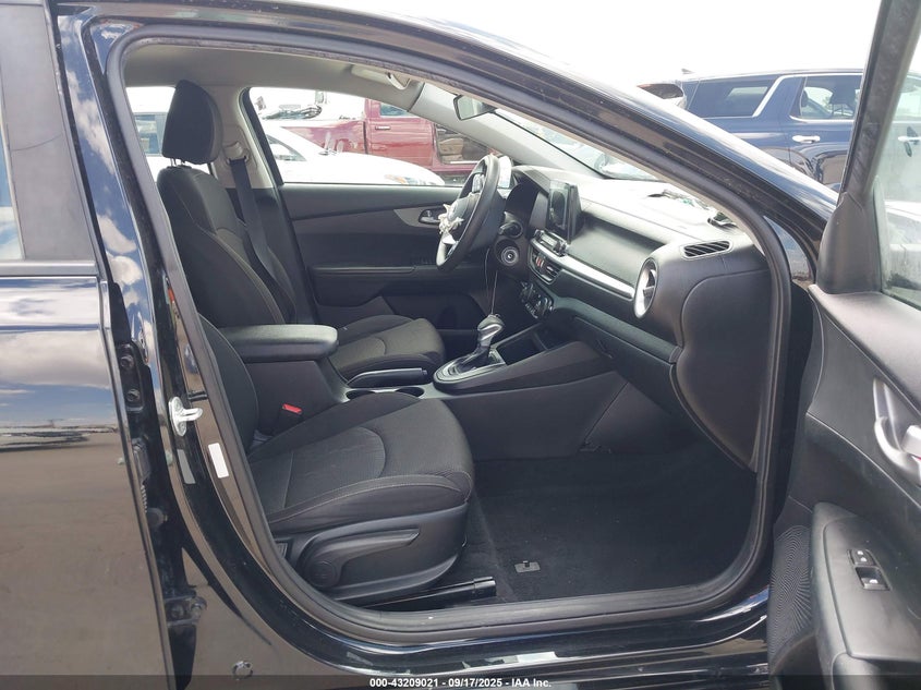 2019 KIA FORTE LXS - 3KPF24AD3KE066050