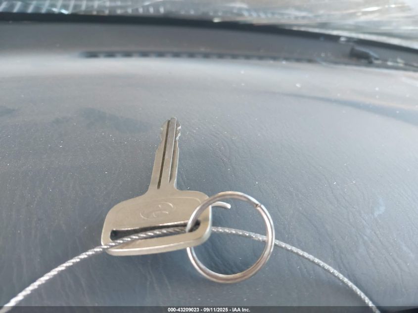 2001 Toyota Tundra Sr5 V8 VIN: 5TBBT441X1S190682 Lot: 43209023