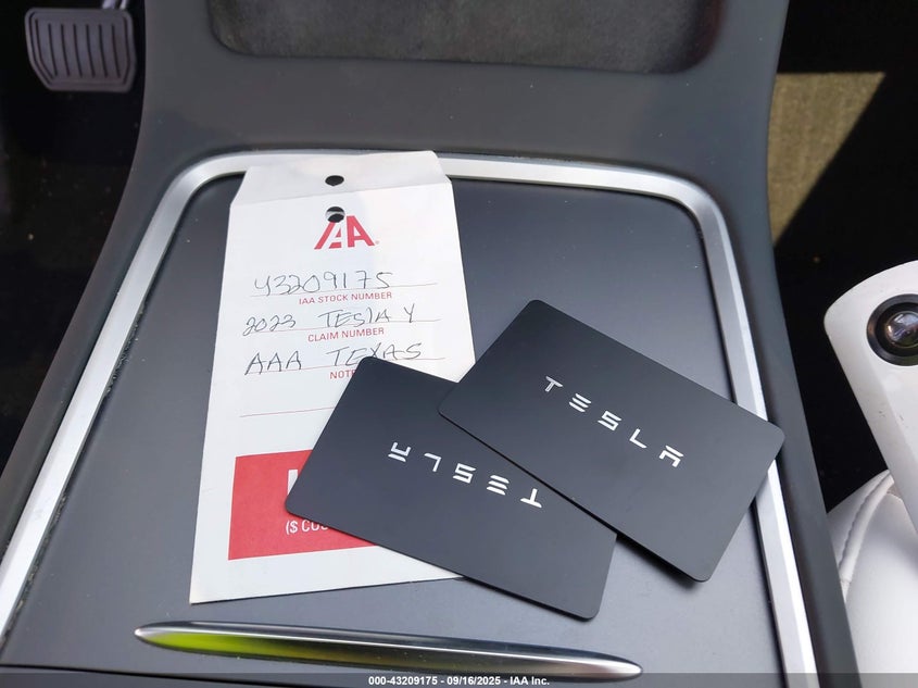 2023 Tesla Model Y Awd/Long Range Dual Motor All-Wheel Drive VIN: 7SAYGDEE6PA093872 Lot: 43209175