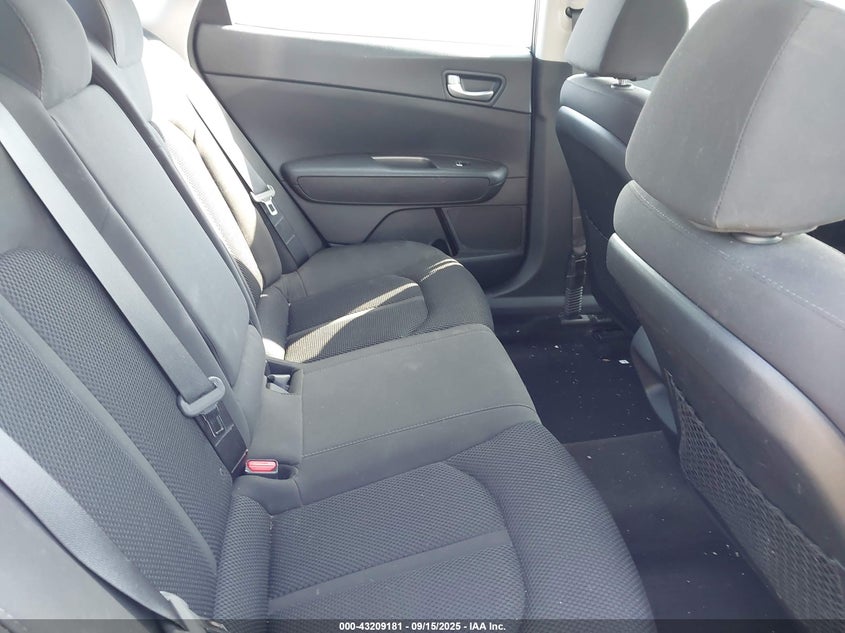 2019 KIA OPTIMA LX 5XXGT4L37KG317066