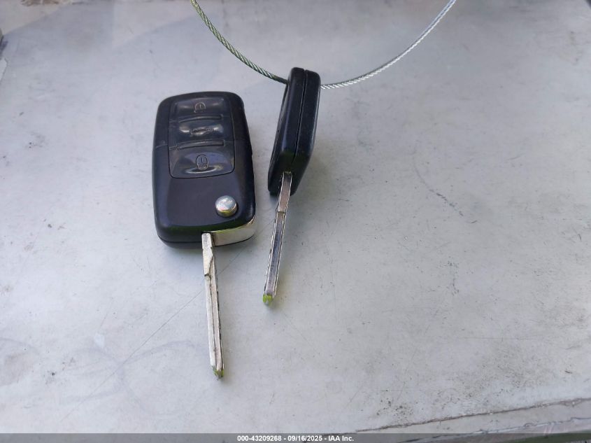 2001 Volkswagen New Beetle Gls VIN: 3VWCB21C21M457612 Lot: 43209268