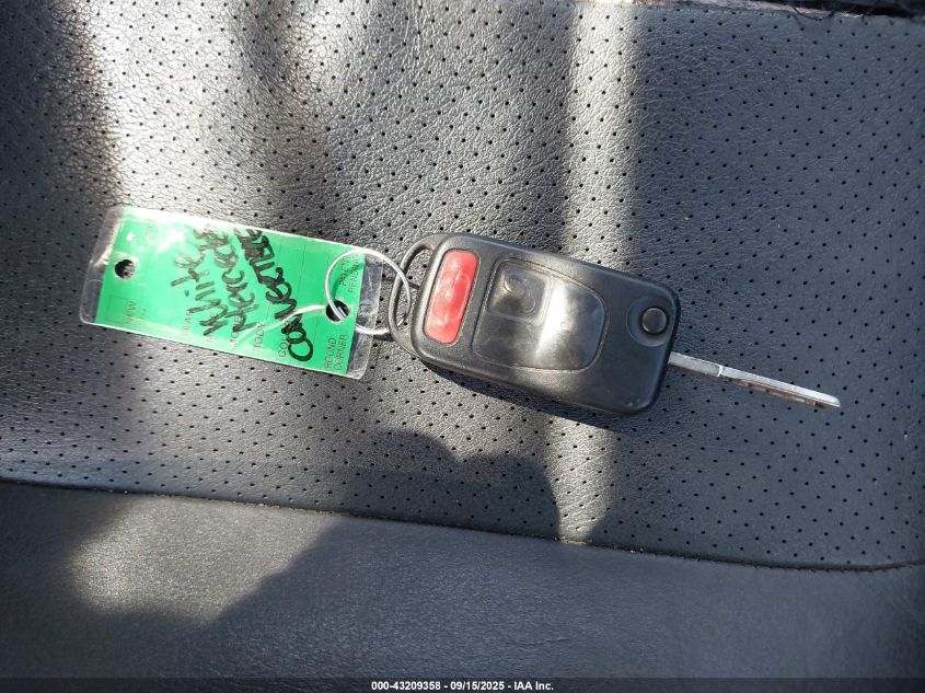 2000 Mercedes-Benz Slk 230 Kompressor VIN: WDBKK47F7YF154250 Lot: 43209358