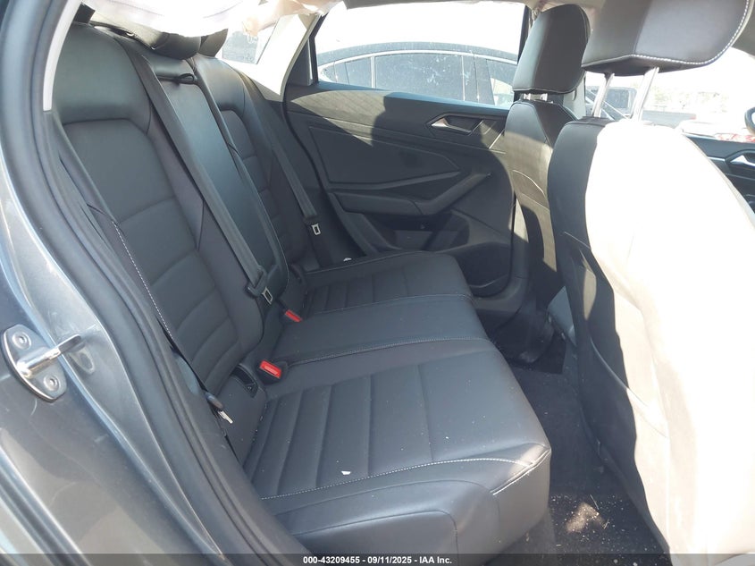 2024 VOLKSWAGEN JETTA 1.5T SE 3VW7M7BU5RM068944