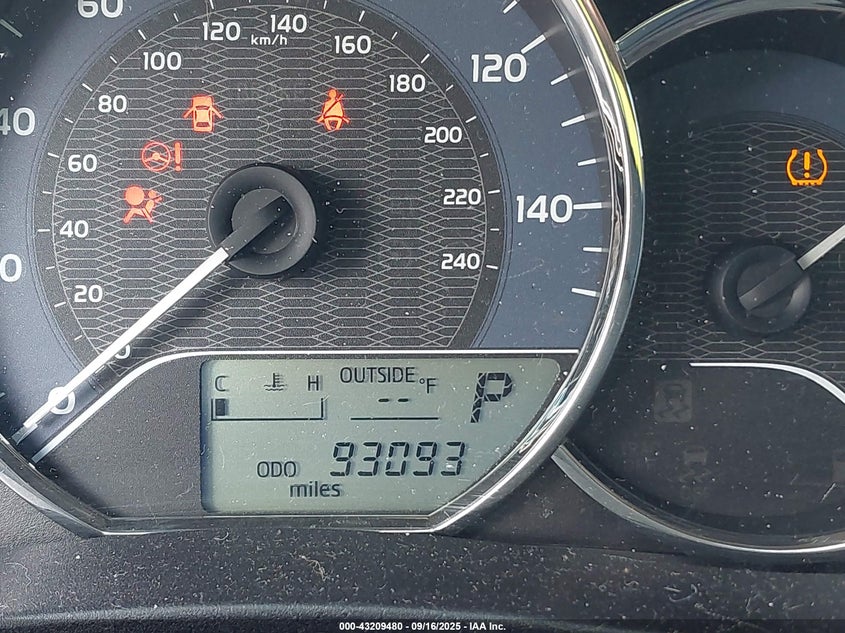 2014 TOYOTA COROLLA LE - 2T1BURHE1EC218818