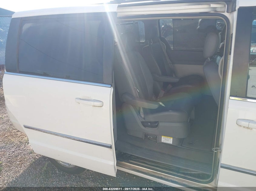 2009 Chrysler Town & Country Touring VIN: 2A8HR54199R512957 Lot: 43209511