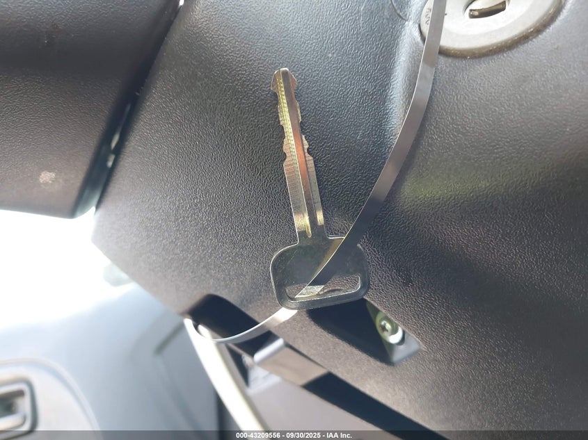 2005 Scion Xa VIN: JTKKT624150095154 Lot: 43209556