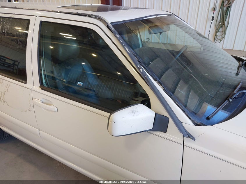 1999 Volvo V70 VIN: YV1LW55A1X2566705 Lot: 43209559