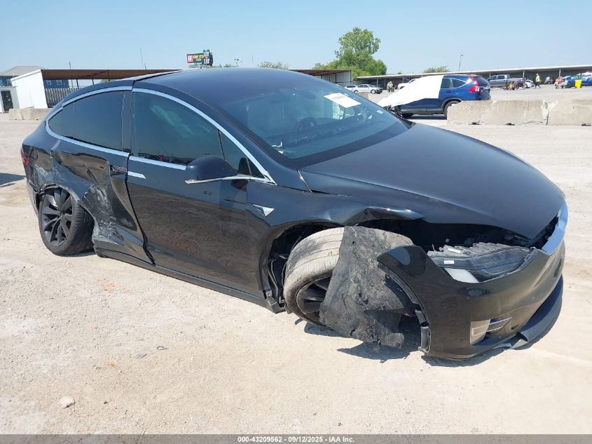 2017 Tesla Model X P100D VIN: 5YJXCBE40HF077672 Lot: 43209562