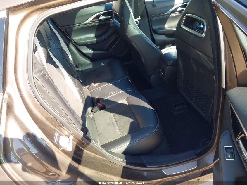 2018 Infiniti Qx30 Sport VIN: SJKCH5CP2JA055862 Lot: 43209588