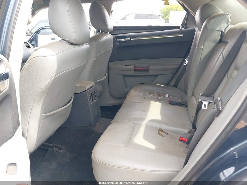 2007 Chrysler 300 Touring VIN: 2C3KA53G57H791261 Lot: 43209653