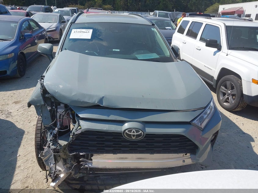 2021 TOYOTA RAV4 XLE - 2T3W1RFV8MW122279