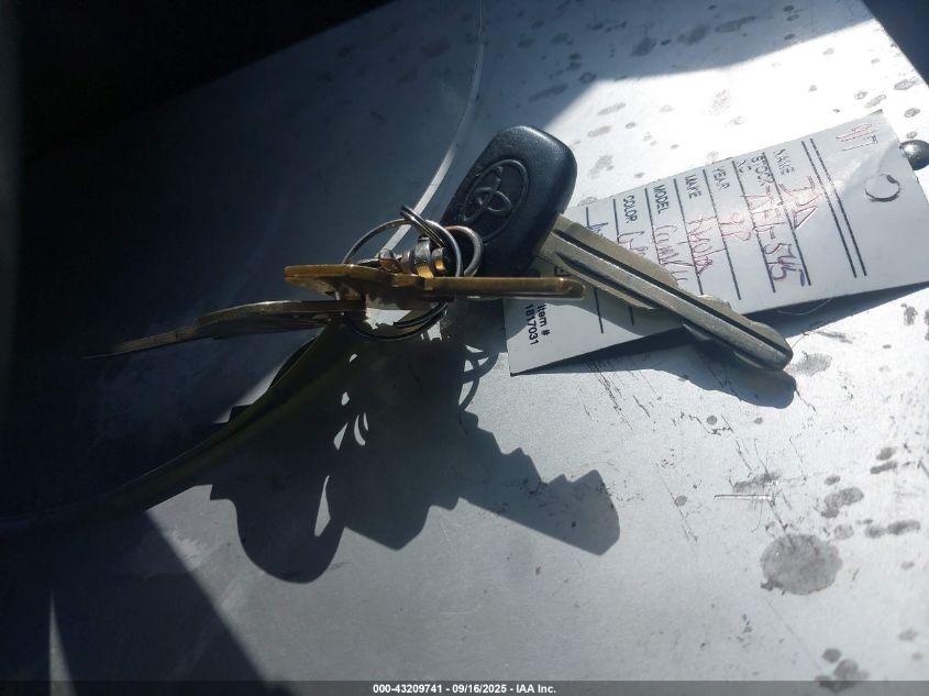 1999 Toyota Camry Le V6 VIN: 4T1BF28K2XU074964 Lot: 43209741