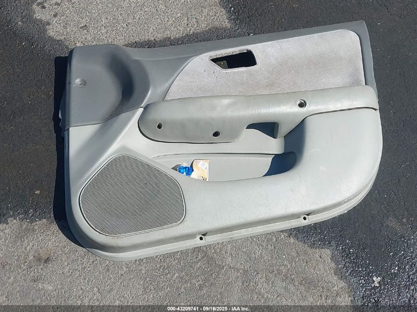 1999 Toyota Camry Le V6 VIN: 4T1BF28K2XU074964 Lot: 43209741