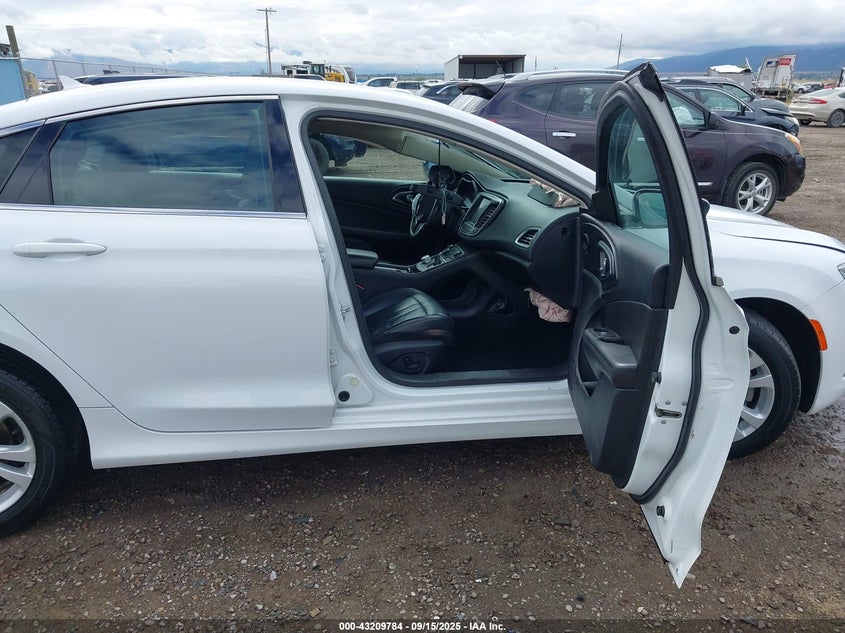 2016 CHRYSLER 200 LIMITED PLATINUM - 1C3CCCAB7GN182934