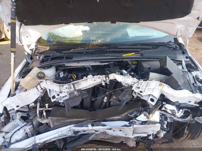 2016 FORD FOCUS SE - 1FADP3F20GL264857