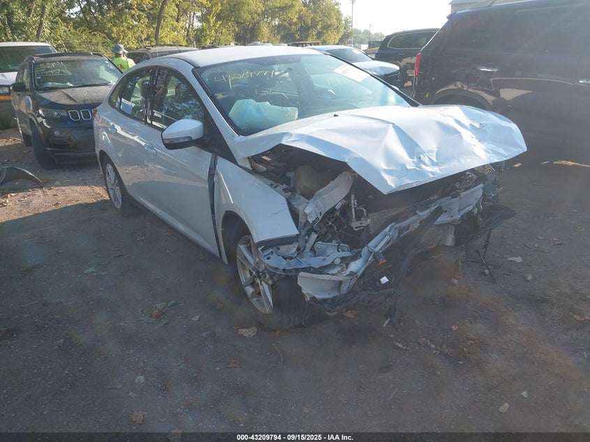 2016 FORD FOCUS SE - 1FADP3F20GL264857