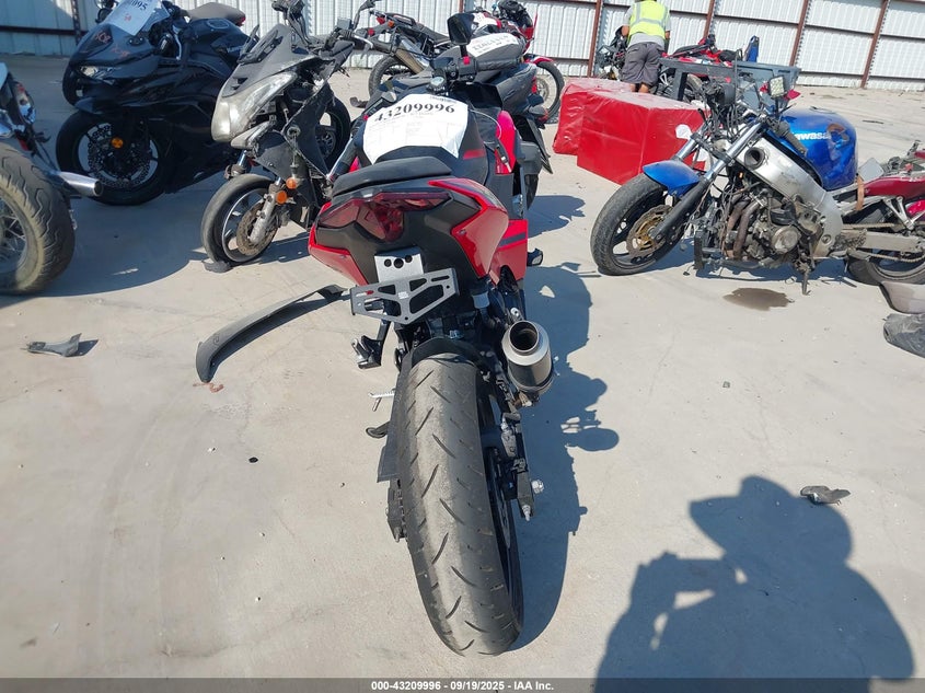 2025 KAWASAKI EX500 A/B - ML5EXGJ13SDA42012