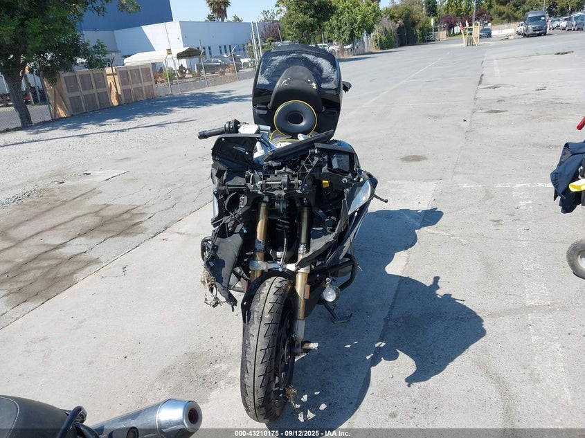 2022 BMW R 1250 RT WB10L0301N6F18917