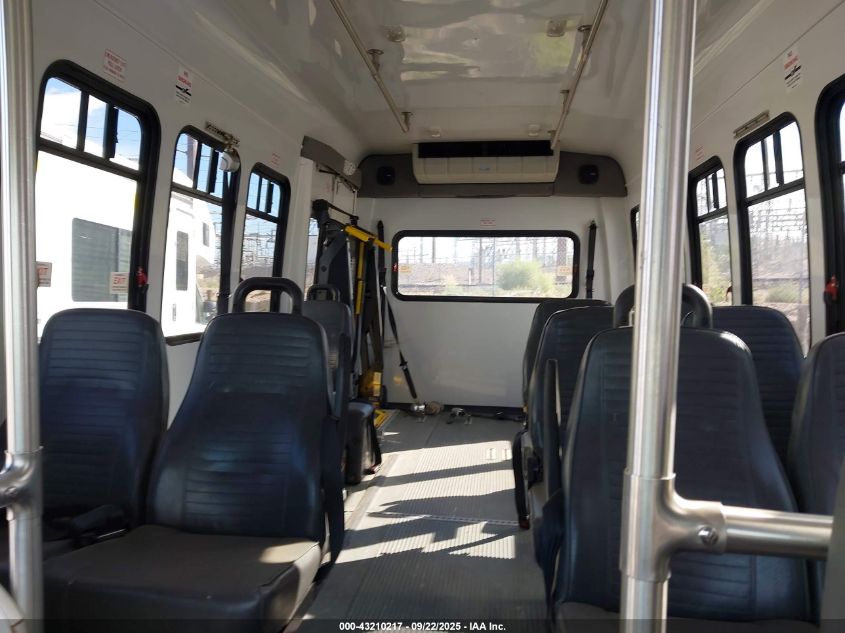 2009 Ford E-450 Cutaway VIN: 1FDFE45S39DA25120 Lot: 43210217