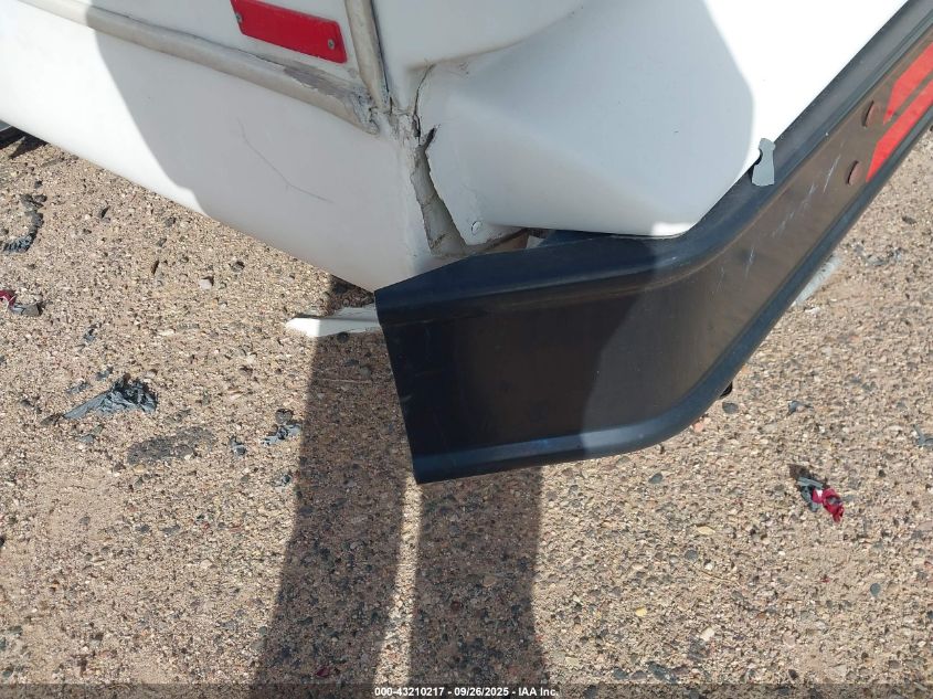 2009 Ford E-450 Cutaway VIN: 1FDFE45S39DA25120 Lot: 43210217