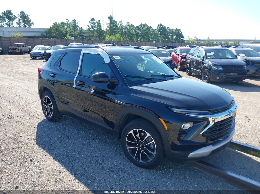 CHEVROLET TRAILBLAZER FWD LT