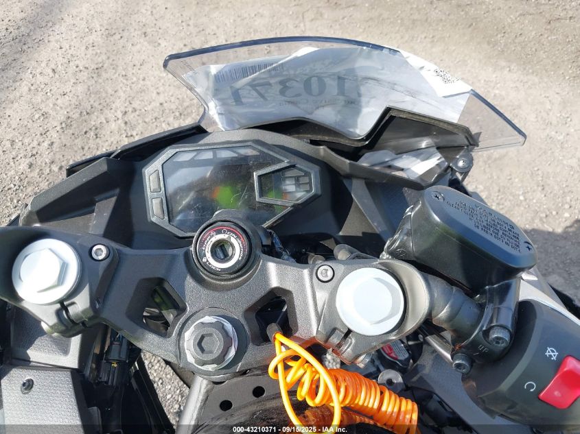 2024 Kawasaki Ex500 H VIN: ML5EXGH18RDA12259 Lot: 43210371