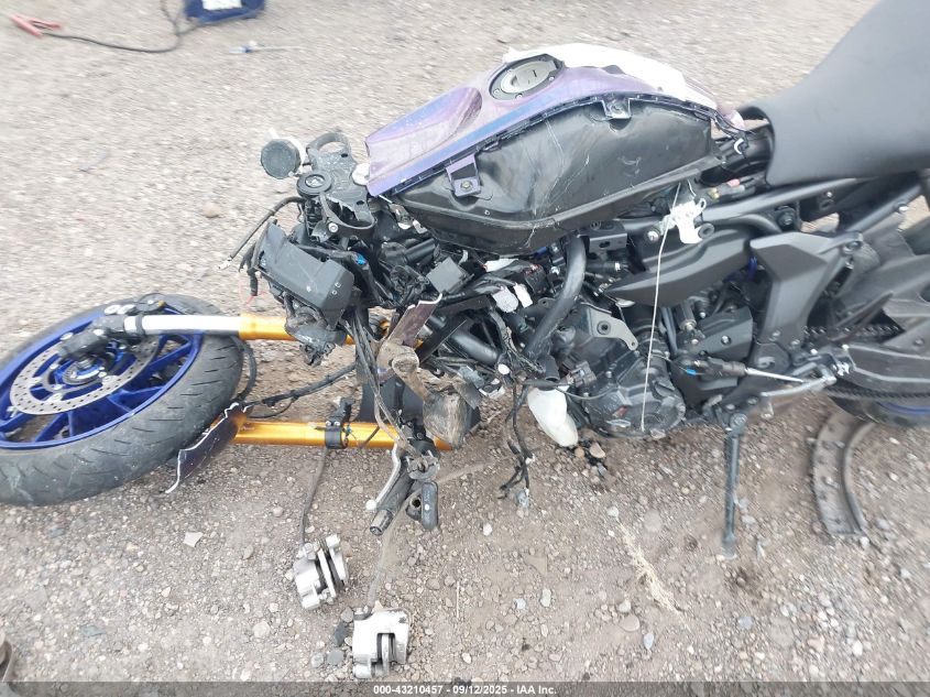 2025 Yamaha Yzfr7 VIN: JYARM38E0SA016866 Lot: 43210457
