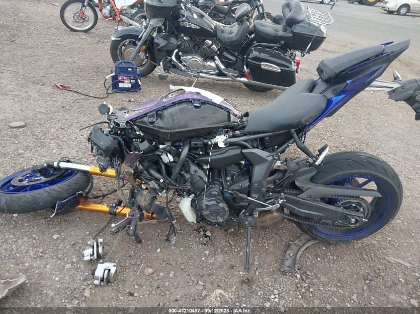 2025 Yamaha Yzfr7 VIN: JYARM38E0SA016866 Lot: 43210457