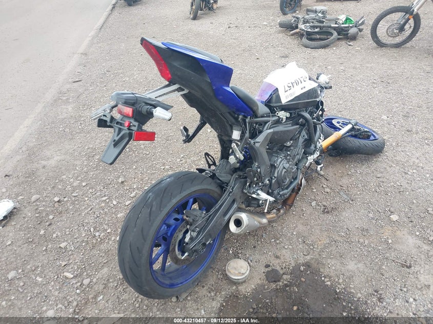 JYARM38E0SA016866 2025 YAMAHA YZF photo no. 4