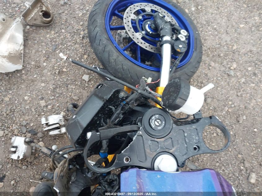 2025 Yamaha Yzfr7 VIN: JYARM38E0SA016866 Lot: 43210457