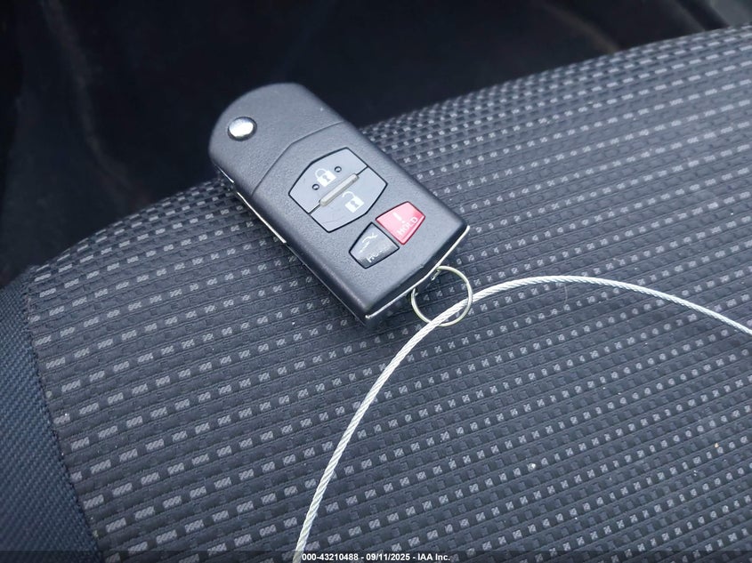 2012 Mazda Mazda3 I Sport VIN: JM1BL1UG8C1525593 Lot: 43210488