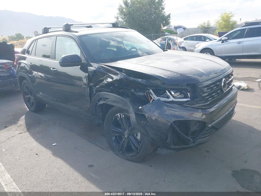 2022 VOLKSWAGEN ATLAS CROSS SPORT 3.6L V6 SEL R-LINE BLACK - 1V2AE2CA2NC229418