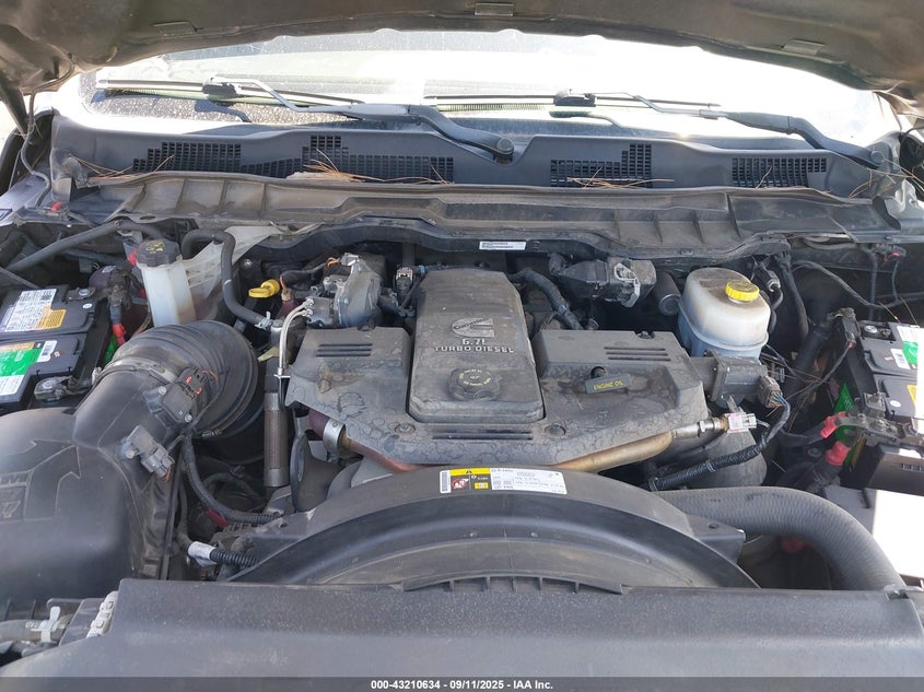 2017 RAM 2500 LARAMIE  4X4 6'4 BOX - 3C6UR5NL7HG568767