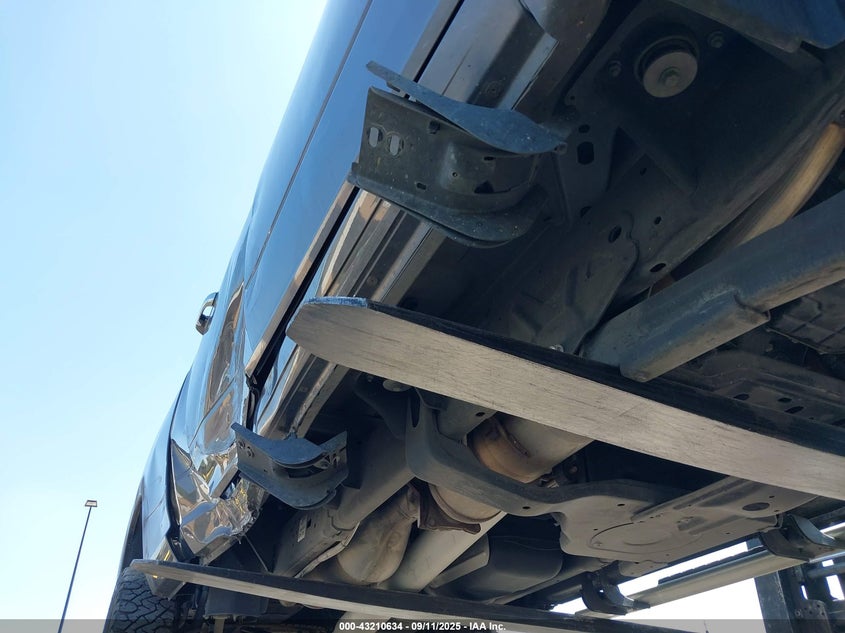 2017 RAM 2500 LARAMIE  4X4 6'4 BOX - 3C6UR5NL7HG568767