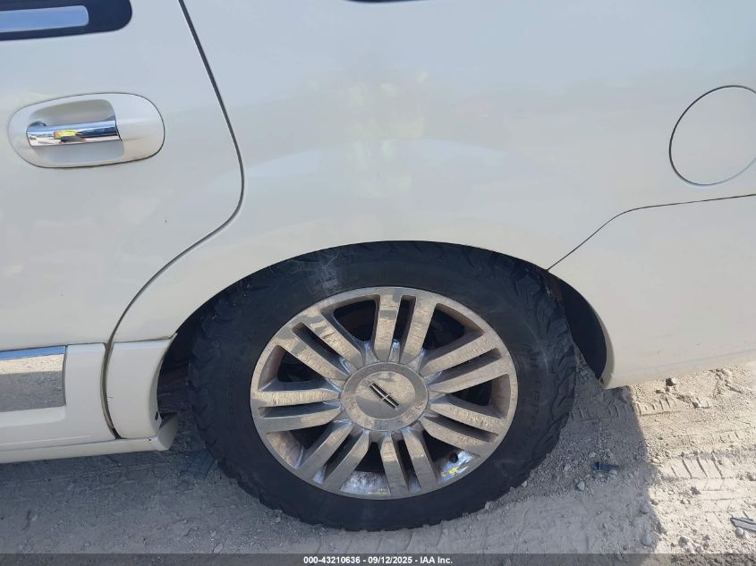 2007 Lincoln Navigator Ultimate VIN: 5LMFU28587LJ01184 Lot: 43210636