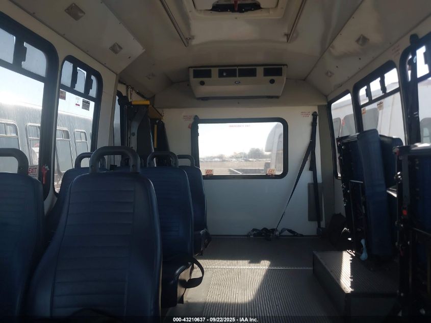 2013 Ford E-450 Cutaway VIN: 1FDFE4FS3DDA28901 Lot: 43210637