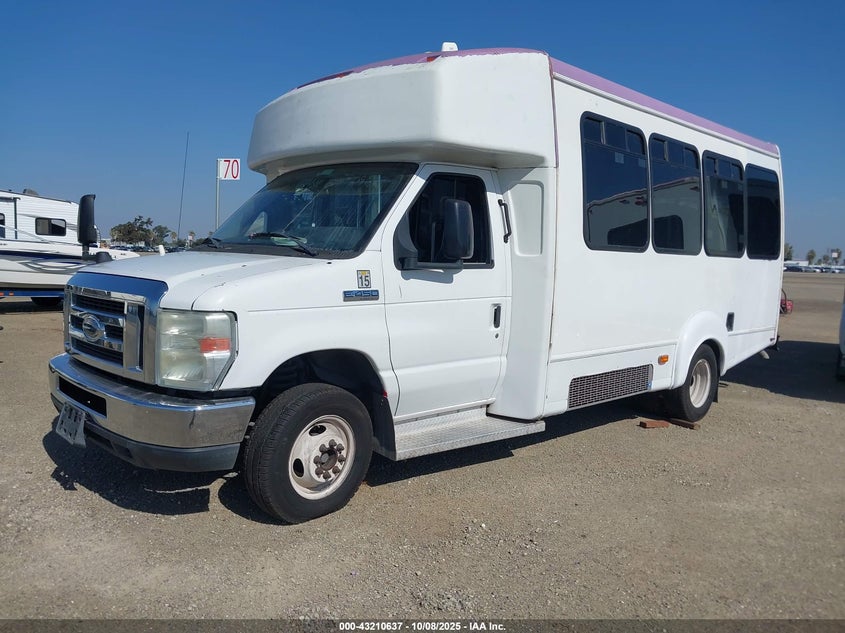 1FDFE4FS3DDA28901 2013 FORD ECONOLINE photo no. 2