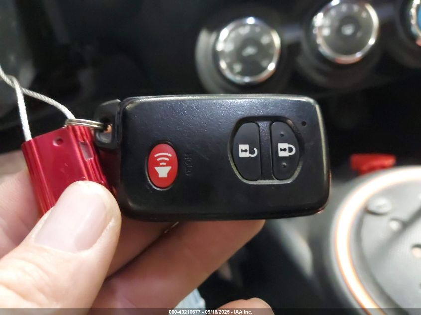 2015 Scion Tc Release Series 9.0 VIN: JTKJF5C78FJ008710 Lot: 43210677